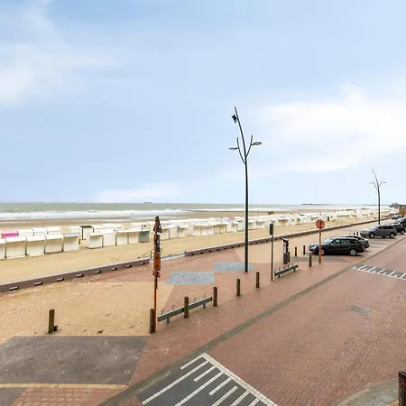 In By The Sea 아파트