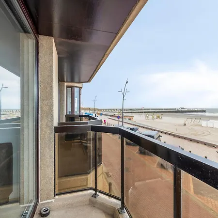 In By The Sea * 블랑켄베르크