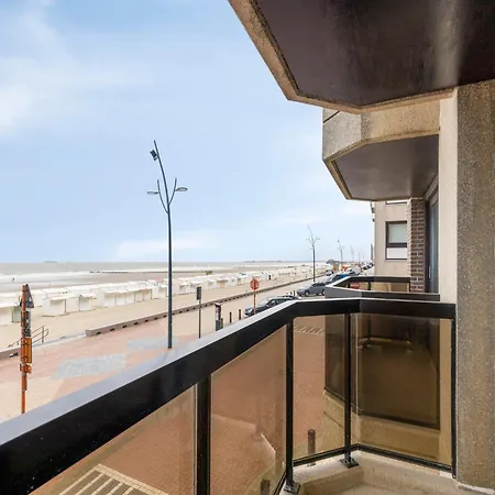 Evelyn In Blankenberge